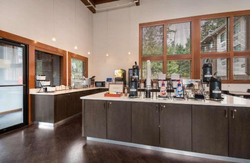 Government Camp Hotel | Best Western Mt. Hood Inn