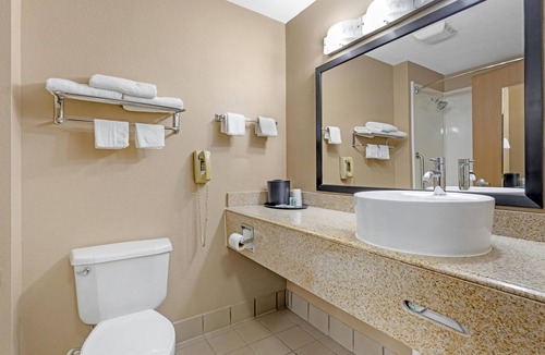 Northwest Dallas Hotel | Best Western Northwest Inn
