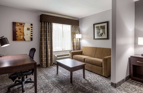 Oakdale Hotel | Best Western Oakdale Inn