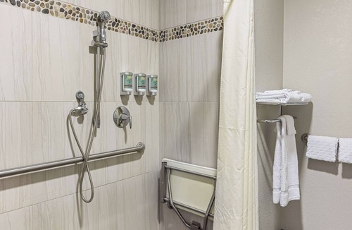 Harbor Springs Hotel | Best Western of Harbor Springs
