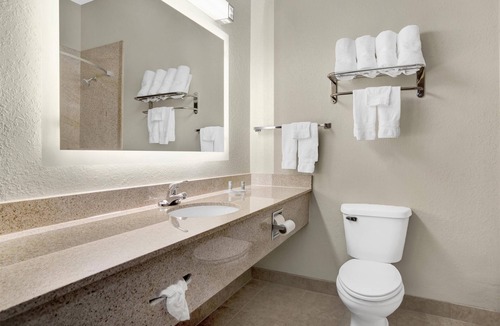 Opp Hotel | Best Western Opp Inn