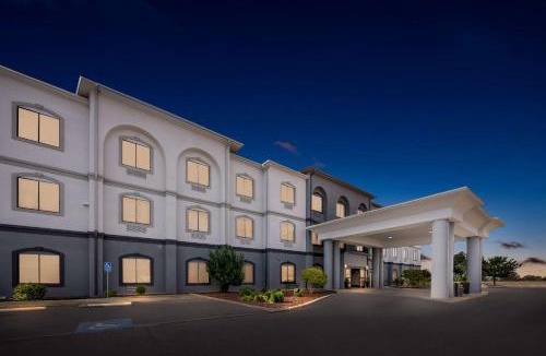 Big Spring Hotel | Best Western Palace Inn & Suites