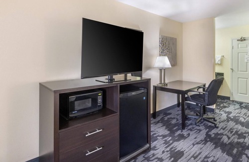 Frankfort Hotel | Best Western Parkside Inn