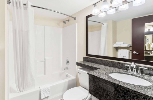 Charleston Hotel | Best Western Patriots Point