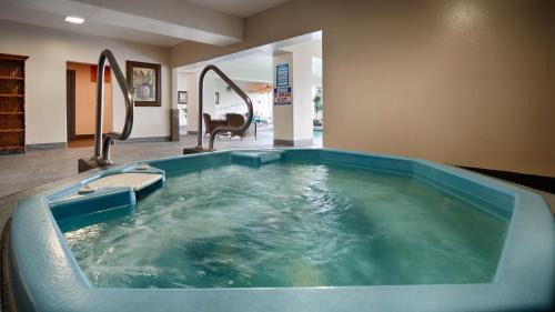 Florence Hotel | Best Western Pier Point Inn