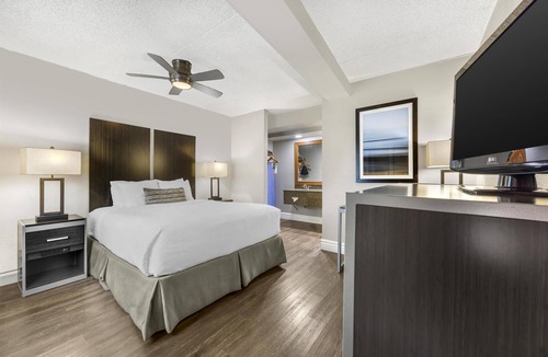 Florence Hotel | Best Western Pier Point Inn