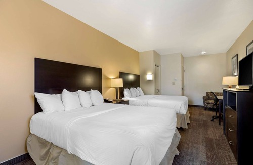 Lusk Hotel | Best Western Pioneer