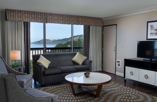 Newport Hotel | Best Western Plus Agate Beach Inn