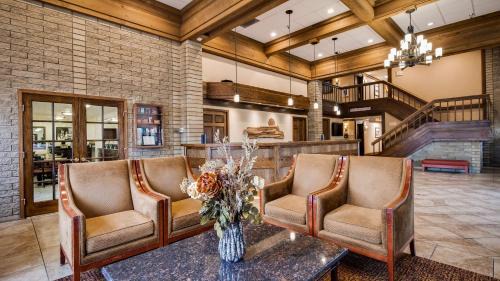 Buena Hotel | Best Western Plus Ahtanum Inn