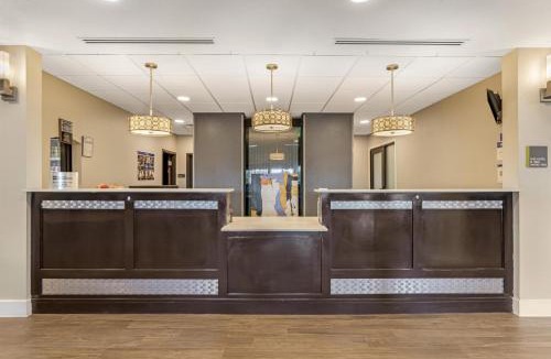 Bay City Hotel | Best Western Plus Bay City Inn & Suites