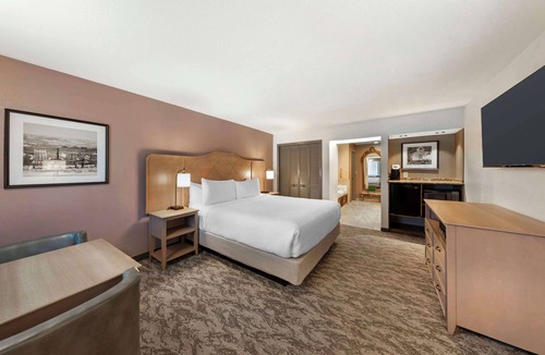 Paso Robles Hotel | Best Western Plus Black Oak