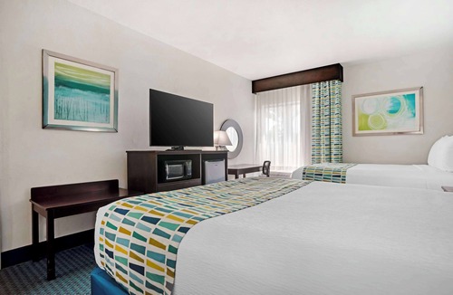 Pine Forest Hotel | Best Western Plus Blue Angel Inn