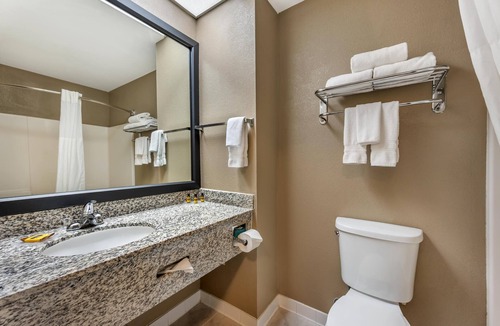 Louisville Hotel | Best Western Plus Boulder Louisville