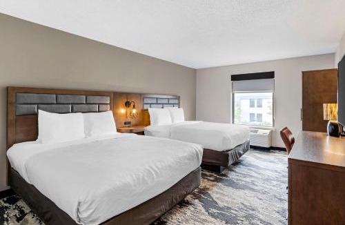 Bourbonnais Hotel | Best Western Plus Bourbonnais Hotel & Suites