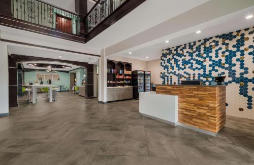 Bowie Hotel | Best Western Plus Bowie Inn & Suites