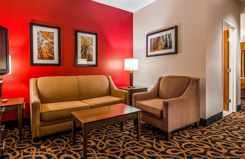 Monticello Hotel | Best Western Plus Brandywine Inn & Suites