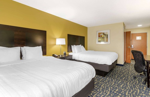 Brunswick Hotel | Best Western Plus Brunswick Inn & Suites