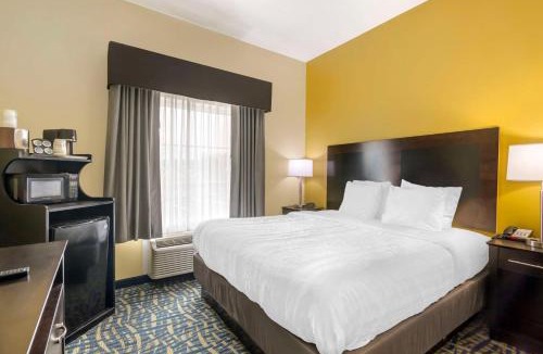 Brunswick Hotel | Best Western Plus Brunswick Inn & Suites