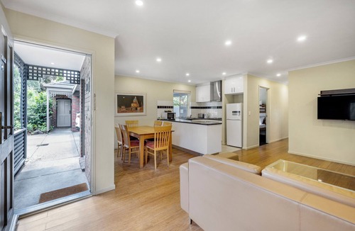 Highett Hotel | Best Western Plus Buckingham International