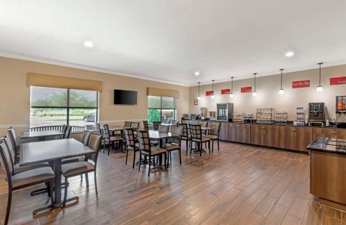 Burleson Hotel | Best Western Plus Burleson Inn & Suites