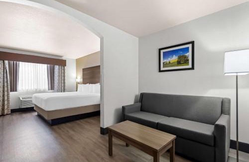 Caldwell Hotel | Best Western Plus Caldwell Inn & Suites