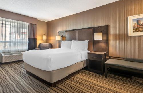 Southeast Calgary Hotel | Best Western PLUS Calgary Centre Inn