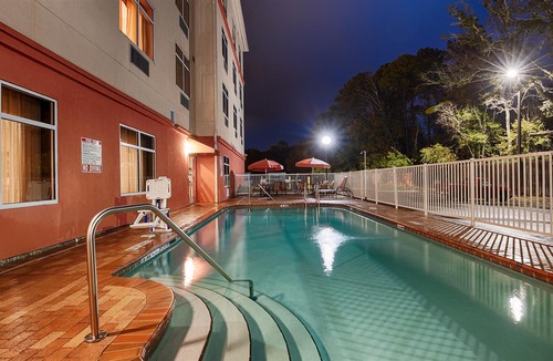Jacksonville Hotel | Best Western Plus Cecil Field Inn & Suites