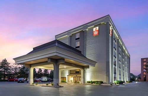 La Grange Hotel | Best Western Plus Chicagoland - Countryside