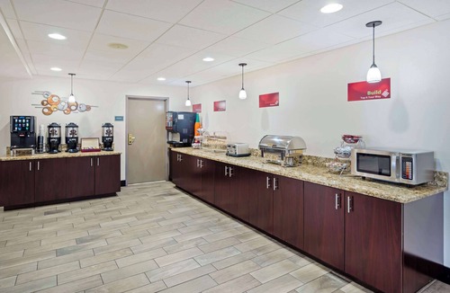 Countryside Hotel | Best Western Plus Chicagoland - Countryside