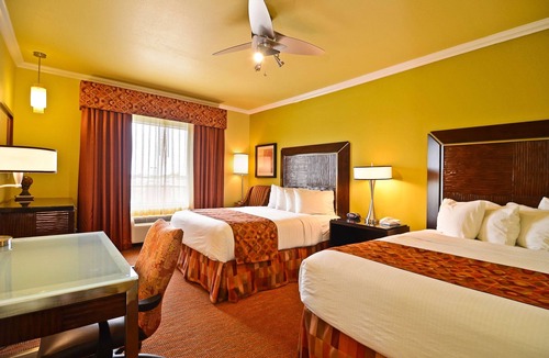Forney Hotel | Best Western Plus Christopher Inn & Suites