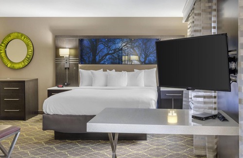 Clemson Hotel | Best Western Plus Clemson Hotel & Conference Center