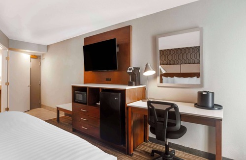 Commerce Hotel | Best Western Plus Commerce Hotel