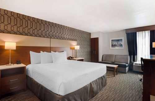 Commerce Hotel | Best Western Plus Commerce Hotel