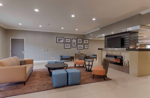 Oakley Hotel | Best Western Plus Delta Inn & Suites