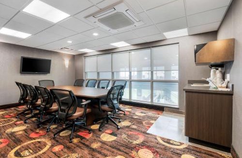 Regina Hotel | Best Western Plus Eastgate Inn & Suites