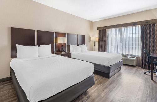 Wichita Hotel | Best Western Plus Eastgate Inn & Suites
