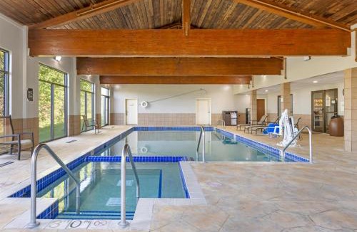 Eau Claire Hotel | Best Western Plus Eau Claire Conference Center