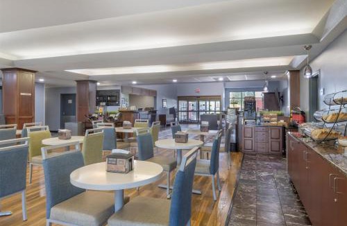 Eau Claire Hotel | Best Western Plus Eau Claire Conference Center