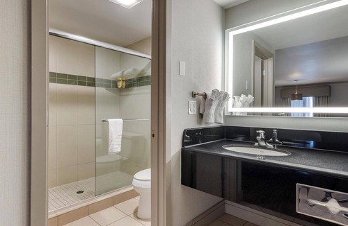 South Fair Oaks Hotel | Best Western Plus Executive Suites