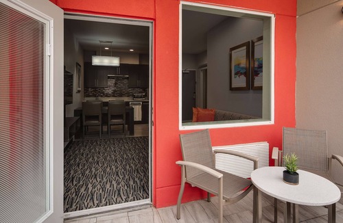 Baytown Hotel | Best Western Plus Executive Residency Baytown