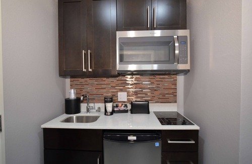 Baytown Hotel | Best Western Plus Executive Residency Baytown