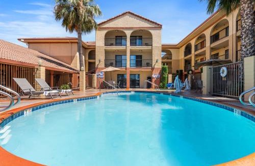 Manteca Hotel | Best Western Plus Executive Inn & Suites