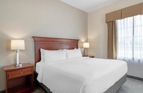 Sulphur Hotel | Best Western Plus Executive Hotel & Suites