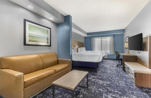 Forest Hill Hotel | Best Western Plus Fort Worth Forest Hill Inn & Suites