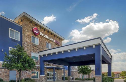 Forest Hill Hotel | Best Western Plus Fort Worth Forest Hill Inn & Suites