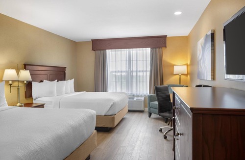 Fredericton Hotel | Best Western Plus Fredericton Hotel & Suites