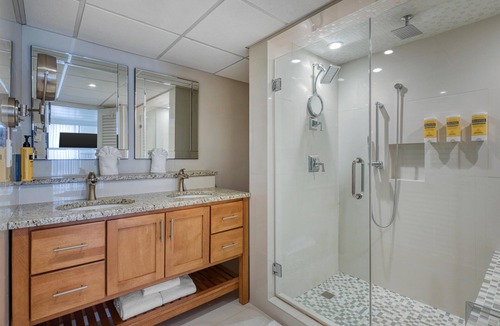 Wilkes-Barre Hotel | Best Western Plus Genetti Wilkes Barre