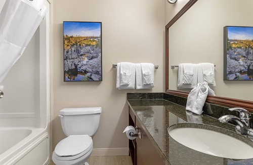 Grand Falls Hotel | Best Western Plus Grand-Sault Hotel & Suites
