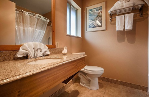 Sutherlin Hotel | Best Western Plus Hartford Lodge