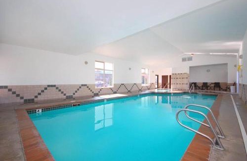 Sutherlin Hotel | BEST WESTERN PLUS Hartford Lodge